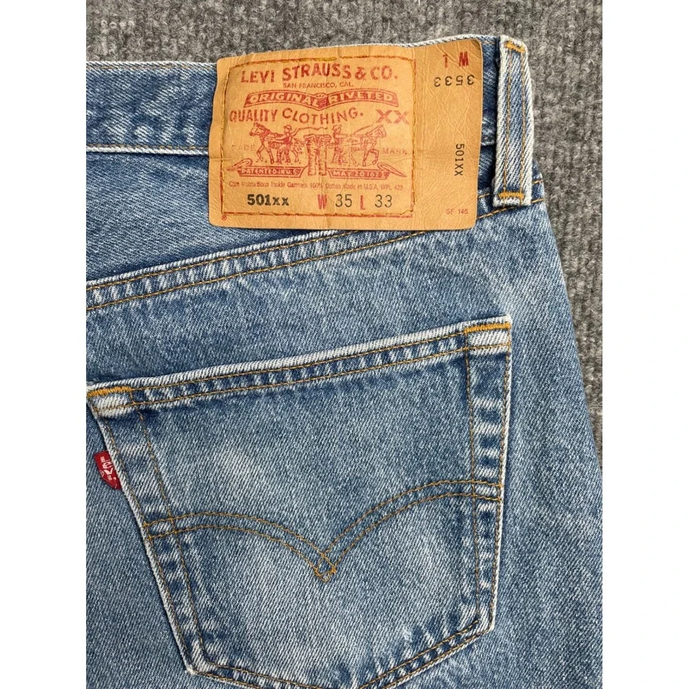 Levi's 501xx Jeans Mens 35x33 Blue Vintage Made in USA Straight Leg Light‎ Wash